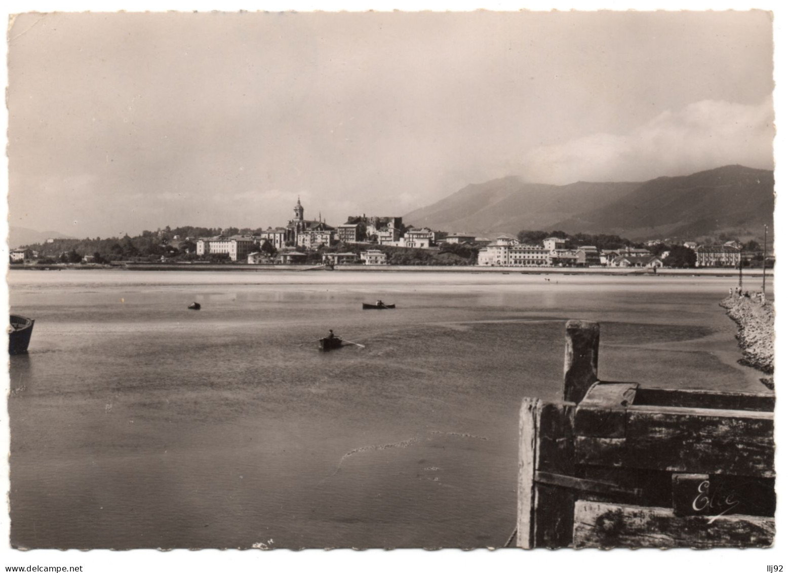 CPSM GF 64 - HENDAYE (Pyrénées Atlantiques) - 10506.  La Bidassoa Et Fontarabie Depuis Hendaye - Hendaye