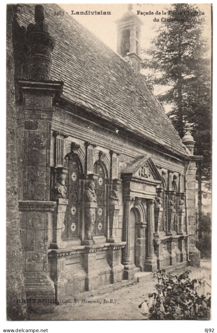 CPA 29 - LANDIVISIAU (Finistère) - 5363. Façade De La Petite Chapelle Du Cimetière - Landivisiau