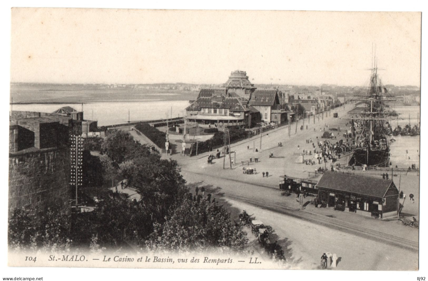 CPA 35 - SAINT MALO (Ille Et Vilaine) - 104. Le Casino Et Le Bassin, Vus Des Remparts - LL - Saint Malo