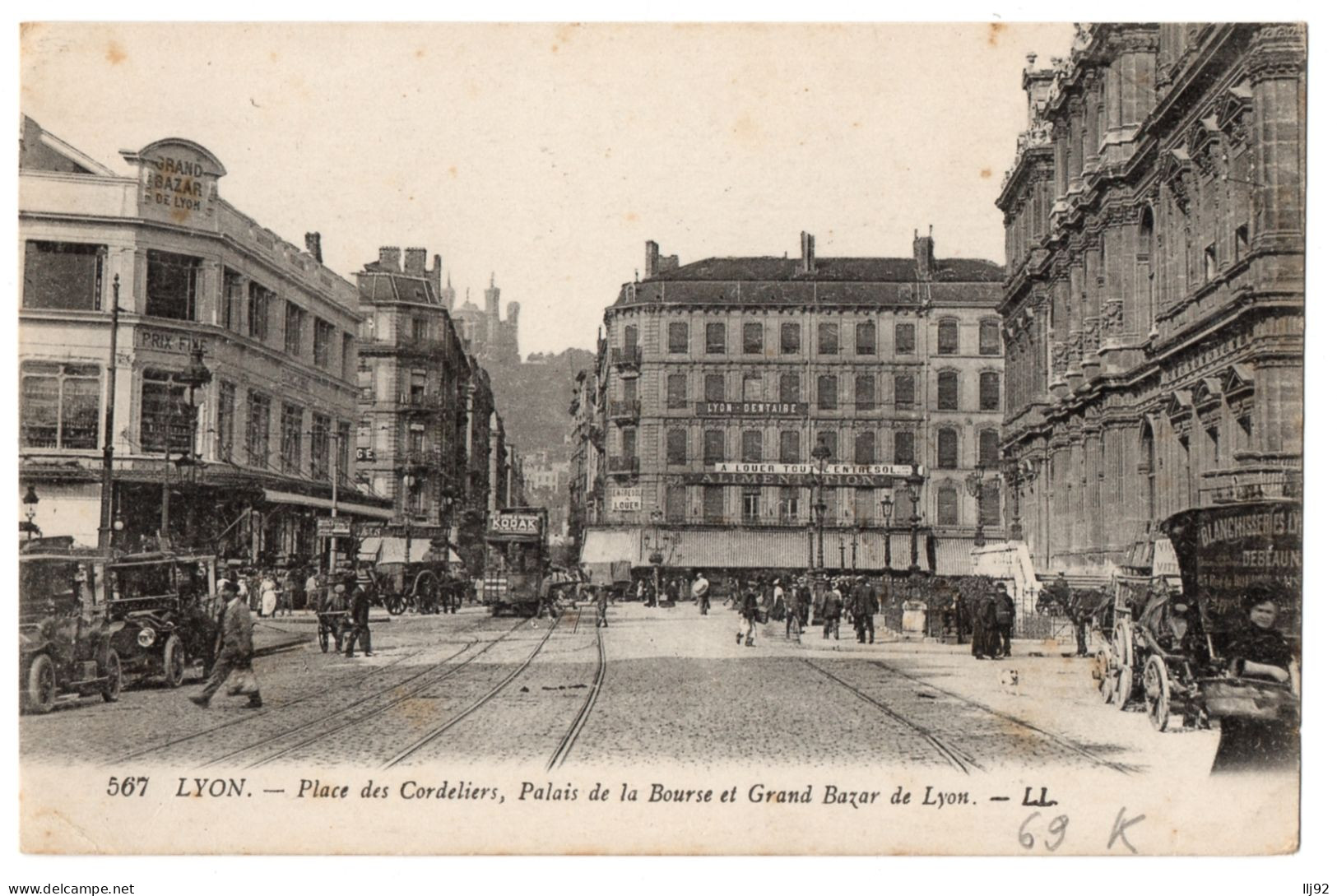 CPA 69 - LYON (Rhone) - 567. Place Des Cordeliers, Palais De La Bourse Et Grand Bazar De Lyon. LL - Lyon 2