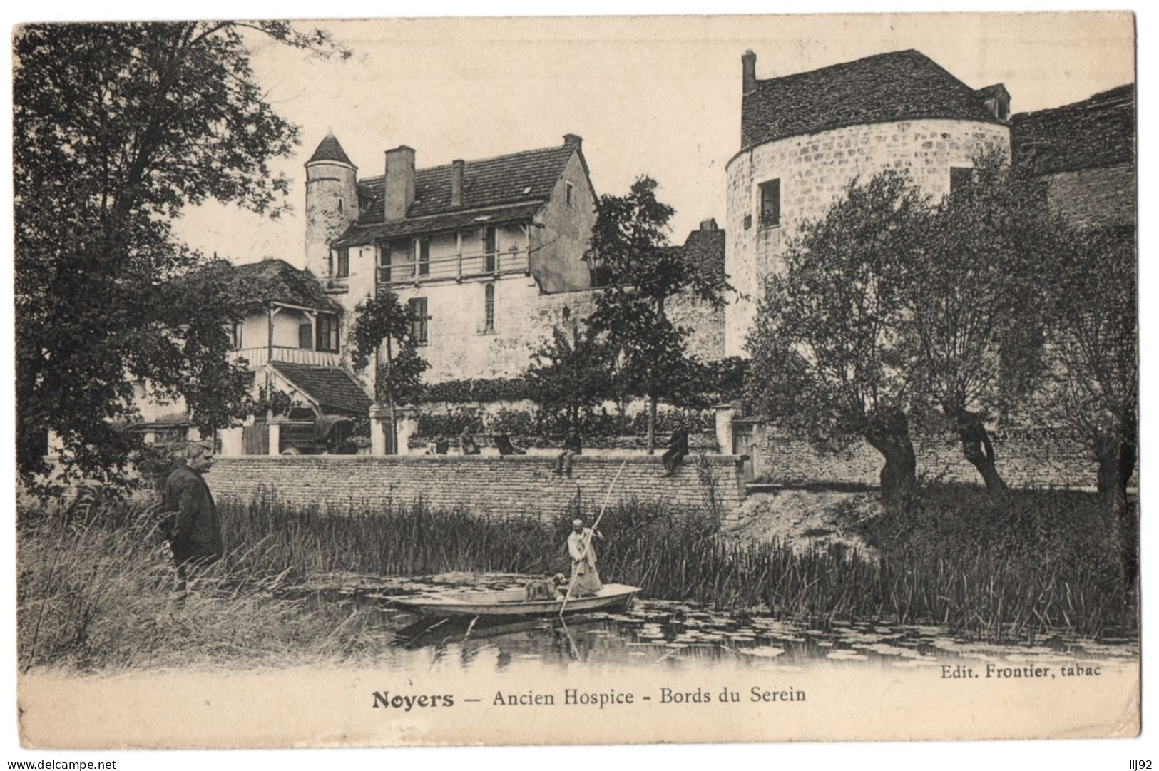 CPA 89 - NOYERS (Yonne) - Ancien Hospice. Bords Du Serein (petite Animation) - Noyers Sur Serein