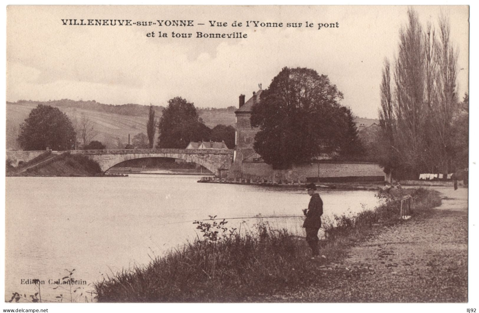 CPA 89 - VILLENEUVE SUR YONNE (Yonne) - Vue De L'Yonne Sur Le Pont Et La Tour Bonneville (petite Animation) - Villeneuve-sur-Yonne