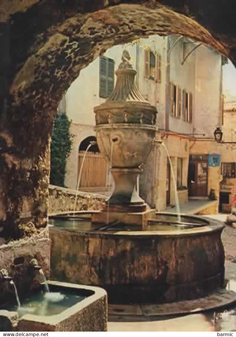 SAINT PAUL DE VENCE, LA VIEILLE FONTAINE  COULEUR REF 15860 - Saint-Paul