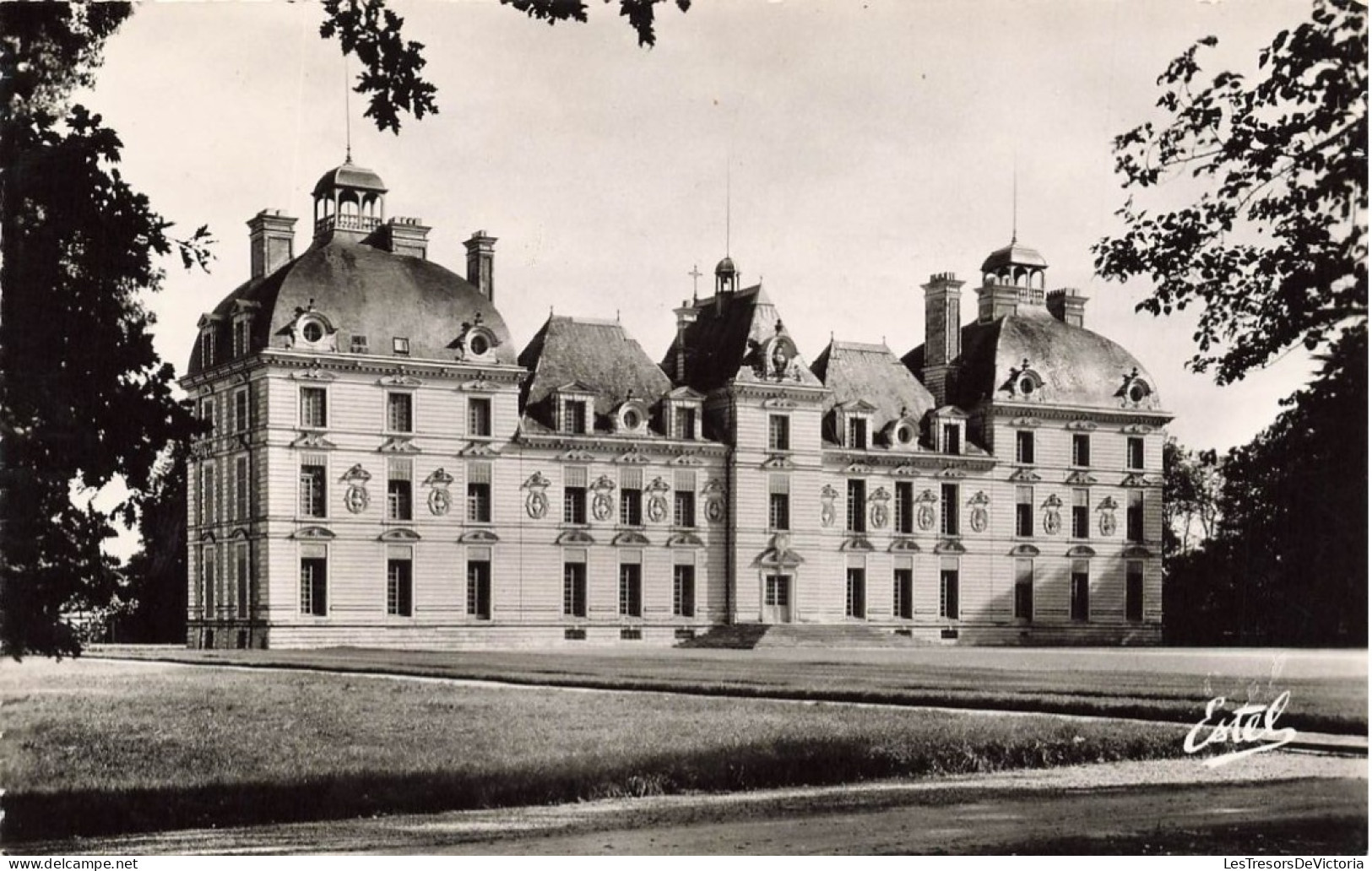 FRANCE - Château De Cheverny - Vue Sur La Façade Sud - The South Front - Vue Générale - Carte Postale Ancienne - Cheverny