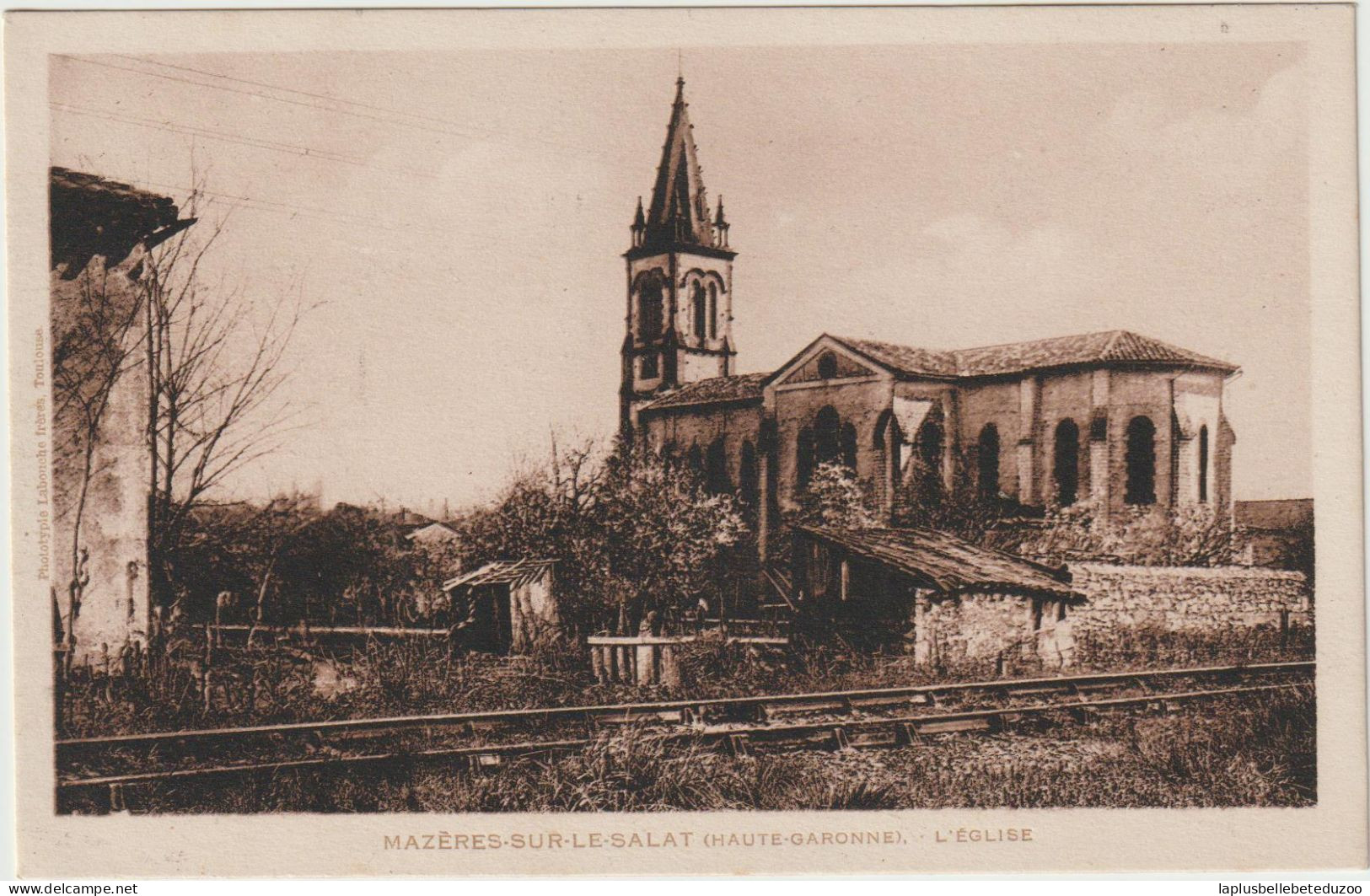 CPA - 31 - MAZERES SUR LE SALAT - L'Eglise - Chemin De Fer - Vers 1930 - Pas Courant - Autres & Non Classés