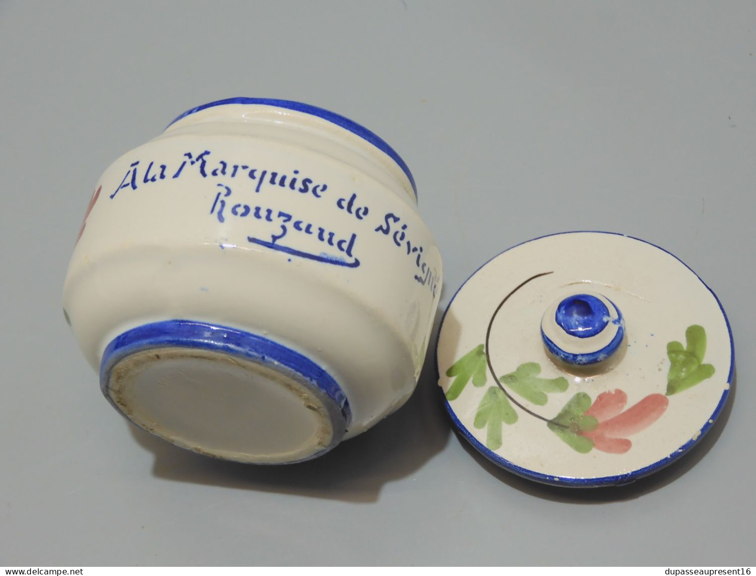 -2 PETITS POTS CONFITURE D'AUVERGNE A ROUZAUD 1 ASSIETTE MARQUISE de Sévigné        E