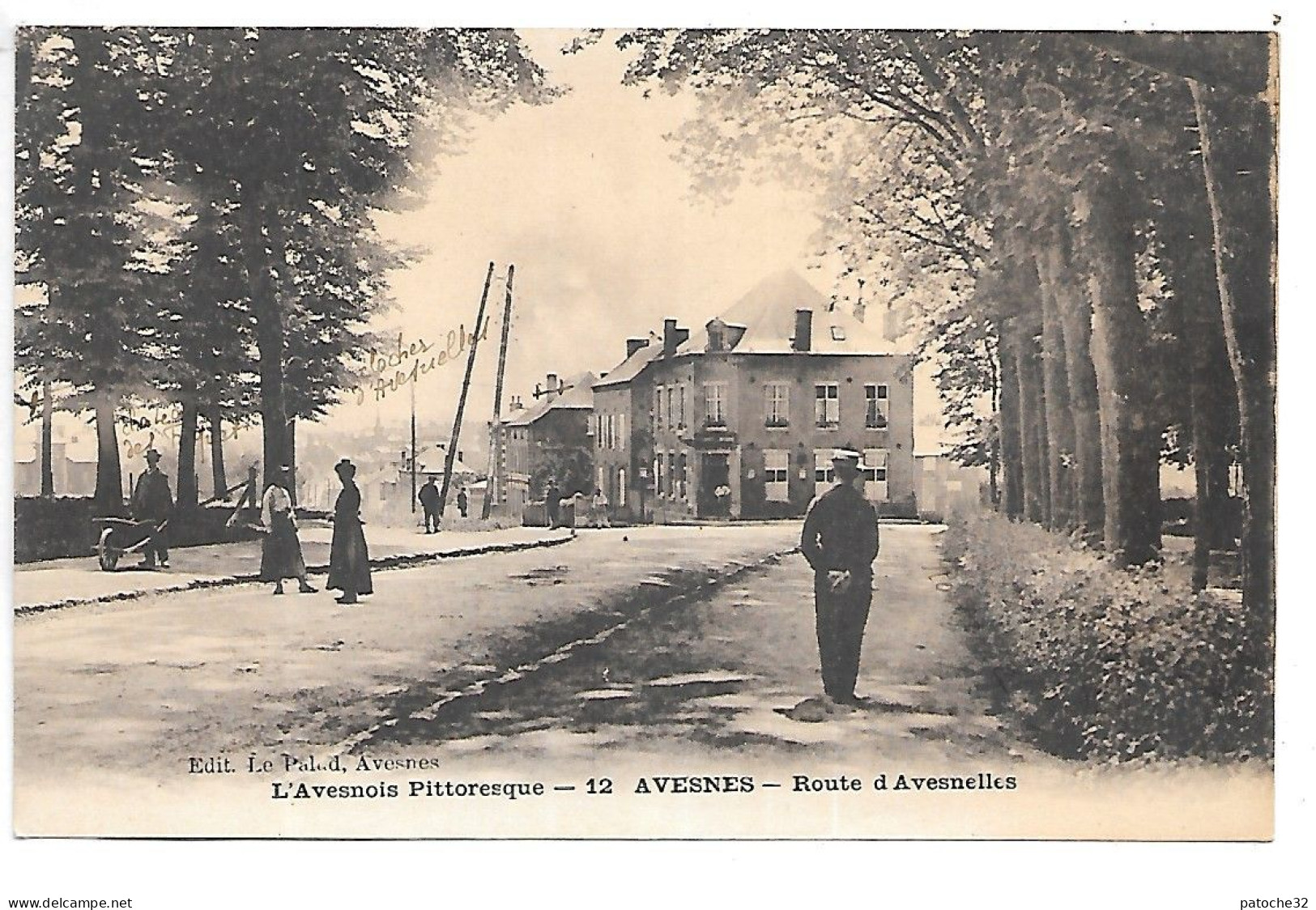 Cpa...l'Avenois Pittoresque...Avesnes...(nord)...route D'avesnelles...animée... - Avesnes Sur Helpe