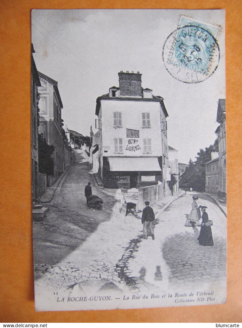 CPA - LA ROCHE GUYON - RUE DU BOIS ET ROUTE DE VETHEUIL - La Roche Guyon