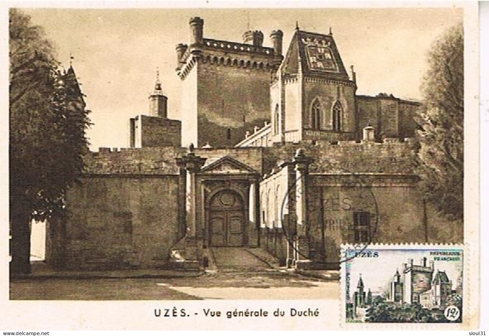 30   UZES VUE GENERALE DU DUCHE - Uzès