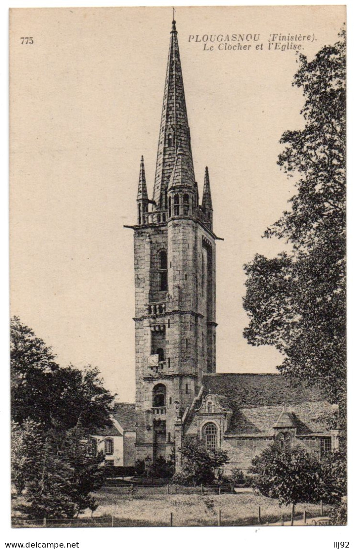 CPA 29 - PLOUGASNOU (Finistère) - 775. Le Clocher Et L'Eglise - Plougasnou