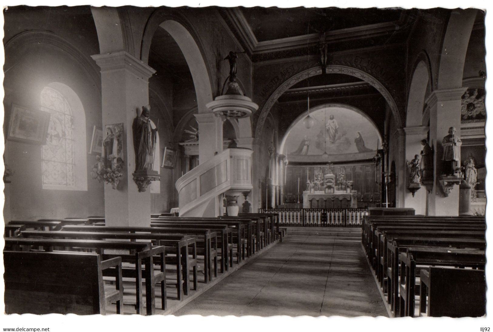 CPSM PF 39 - PASSENANS (Jura) - Intérieur De L'Eglise - Autres & Non Classés