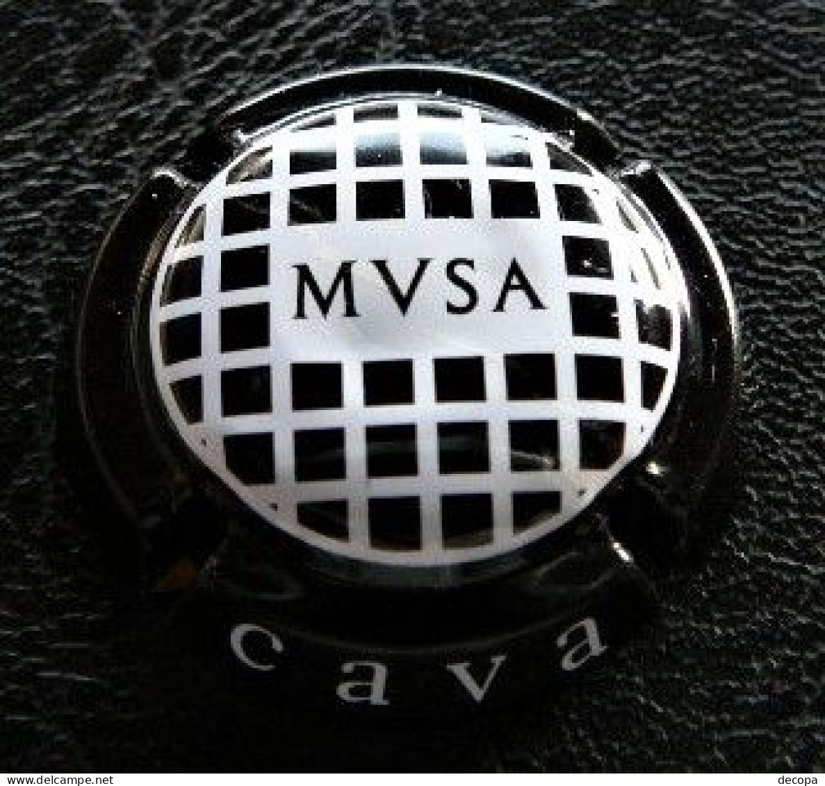 (dc-038)  Capsule  MVSA  Vallformosa   Minuscules Cava - Sparkling Wine