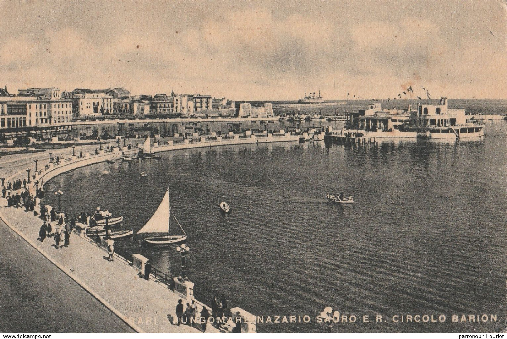 Cartolina - Postcard / Viaggiata /  Bari - Lungo Mare Nazario Sauro. - Bari