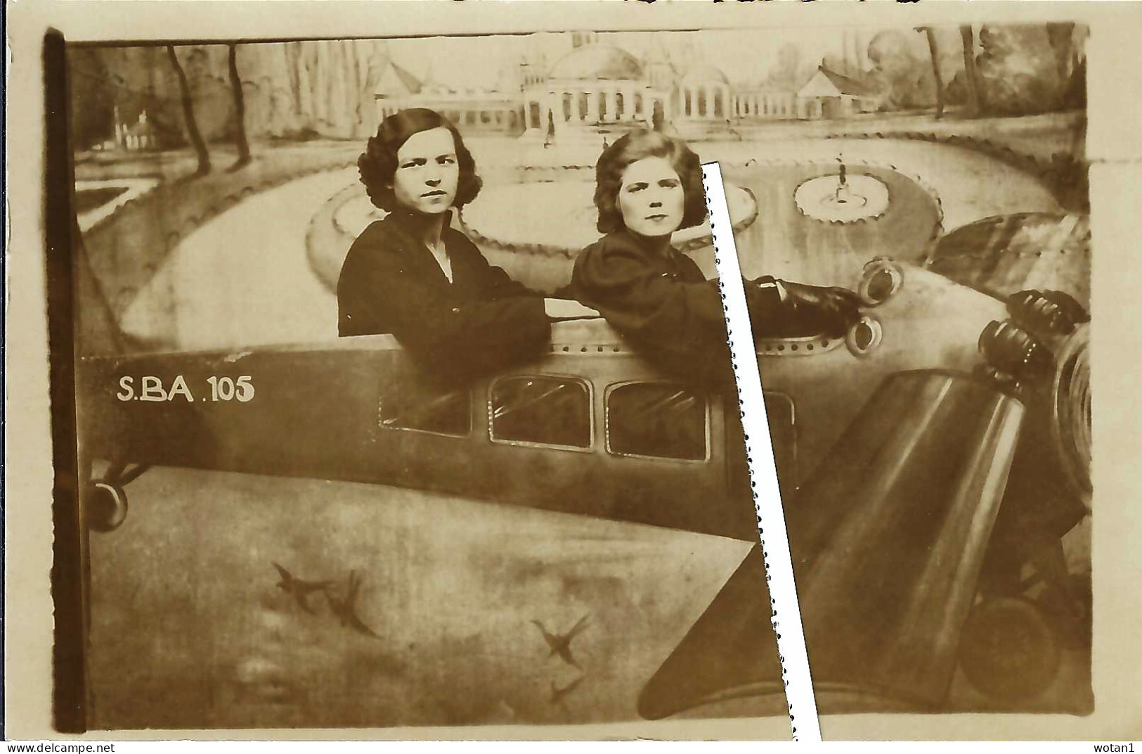 Carte Photo - Souvenir De La Foire De BRUXELLES Le 22 Juillet 1937 Dans Un Avion S.B.A.105 (ligne Blanche Fictive) - Festivals, Events