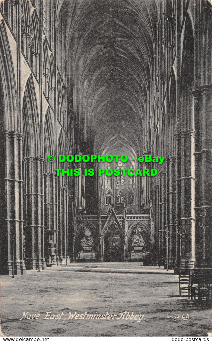 R517453 Westminster Abbey. Nave East. Valentine Series - Wereld