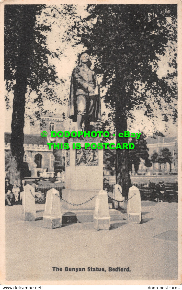R517480 Bedford. The Bunyan Statue. E. T. W. Dennis. Ivoresque Series - Wereld