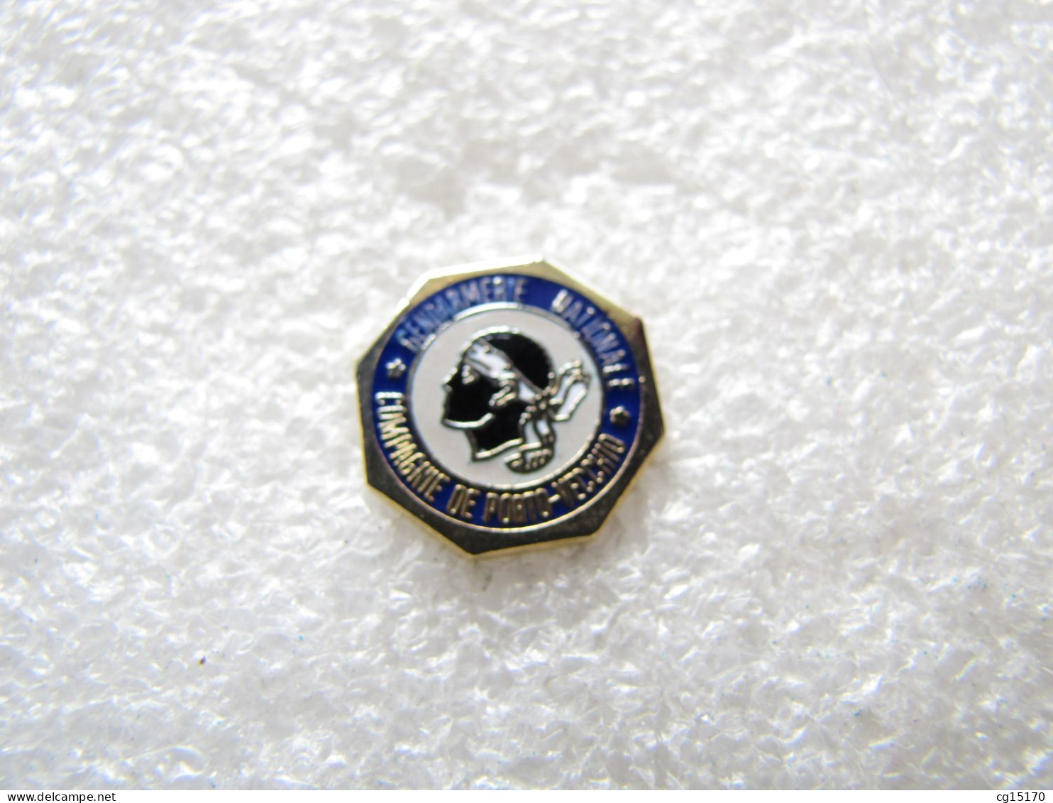 RARE  PIN'S   GENDARMERIE  NATIONALE   PORTO  VECCHIO - Militair & Leger