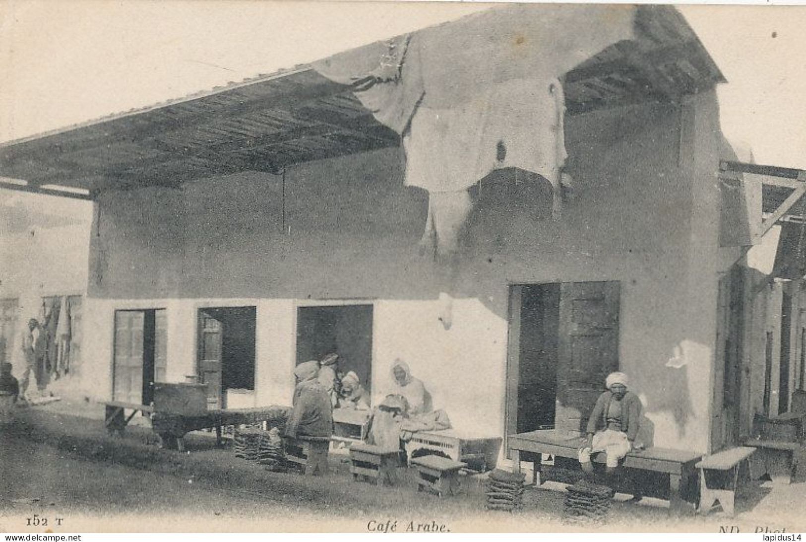 AY 512 /    CPA    TUNISIE-     CAFE ARABE - Túnez