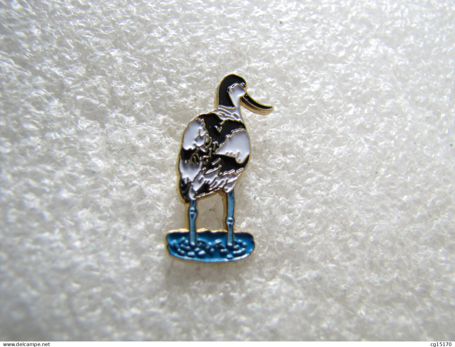 PIN'S    OISEAU   FOU DE BASSAN - Tiere