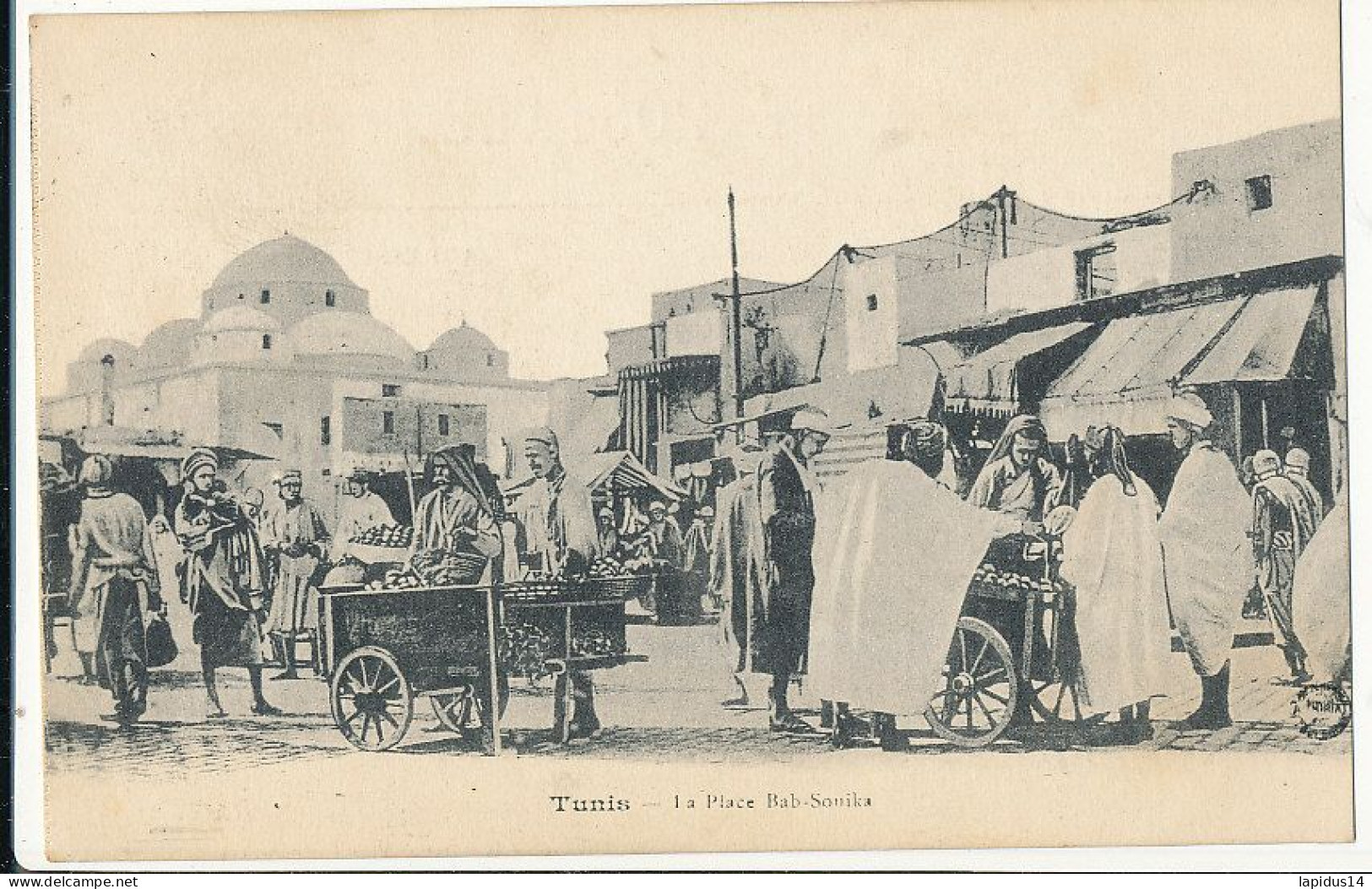 AY 514 /    CPA    TUNISIE-   TUNIS - LA PLACE BAB- SOUIKA - Túnez