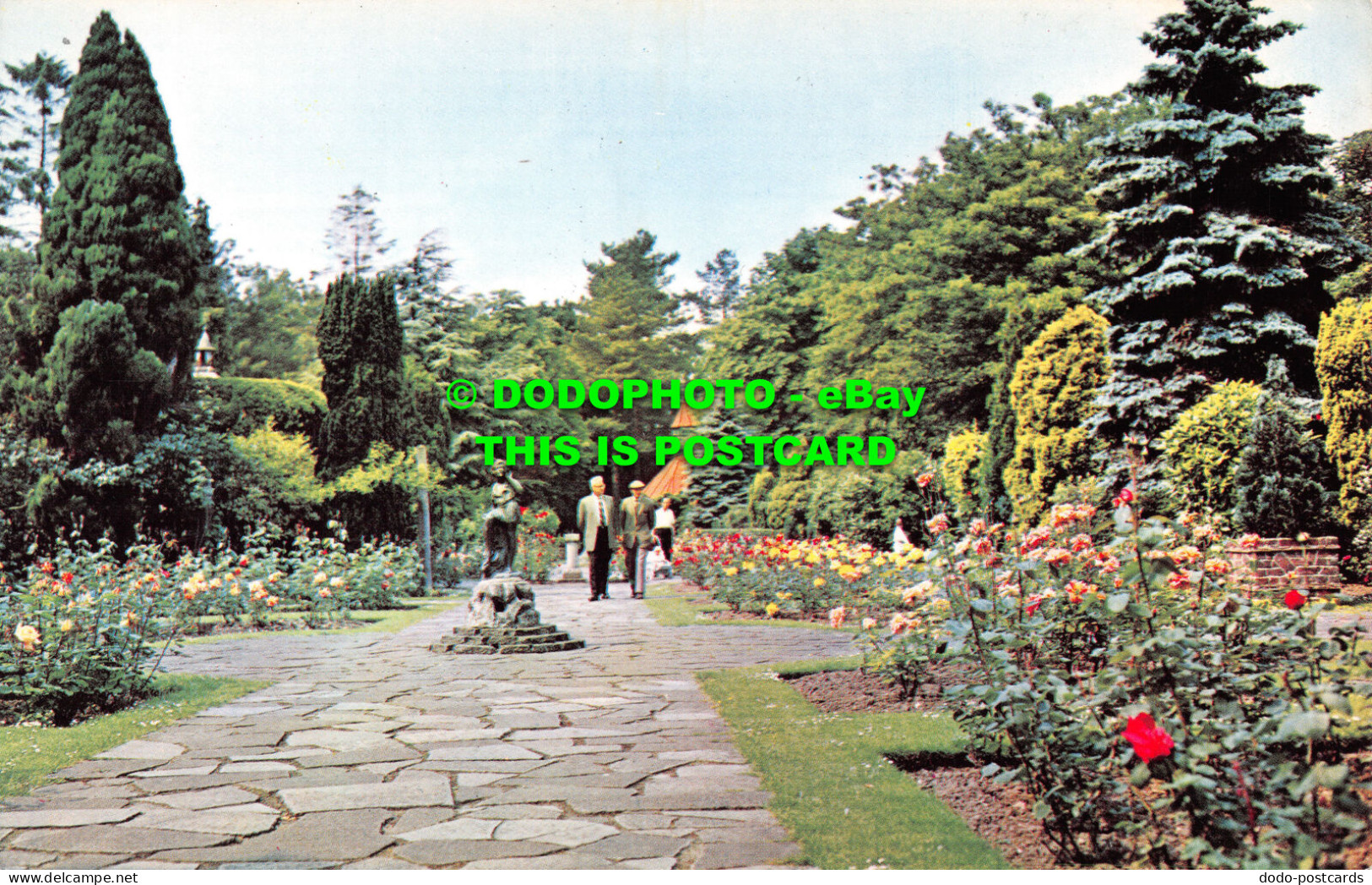 R517751 Swindon. Town Gardens. Postcard - Mundo