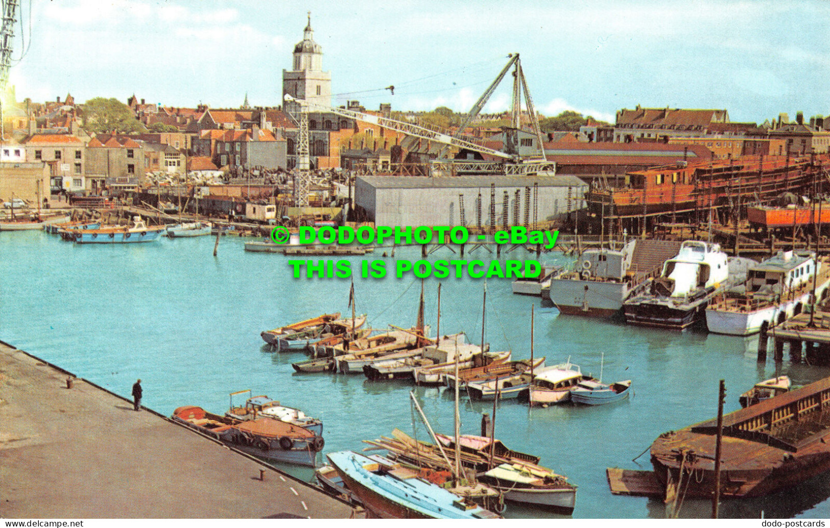 R517843 Portsmouth. The Camber. Postcard - Monde