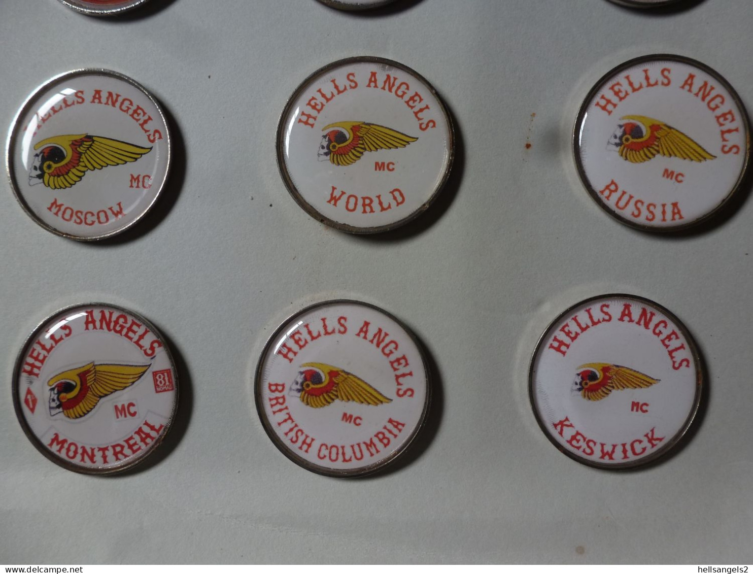 SERIE 24 PINS HELLS ANGELS MOTO CLUB MC Hells Angels Chapter  UNE SEULE SERIE DE DISPONIBLE - Motorfietsen