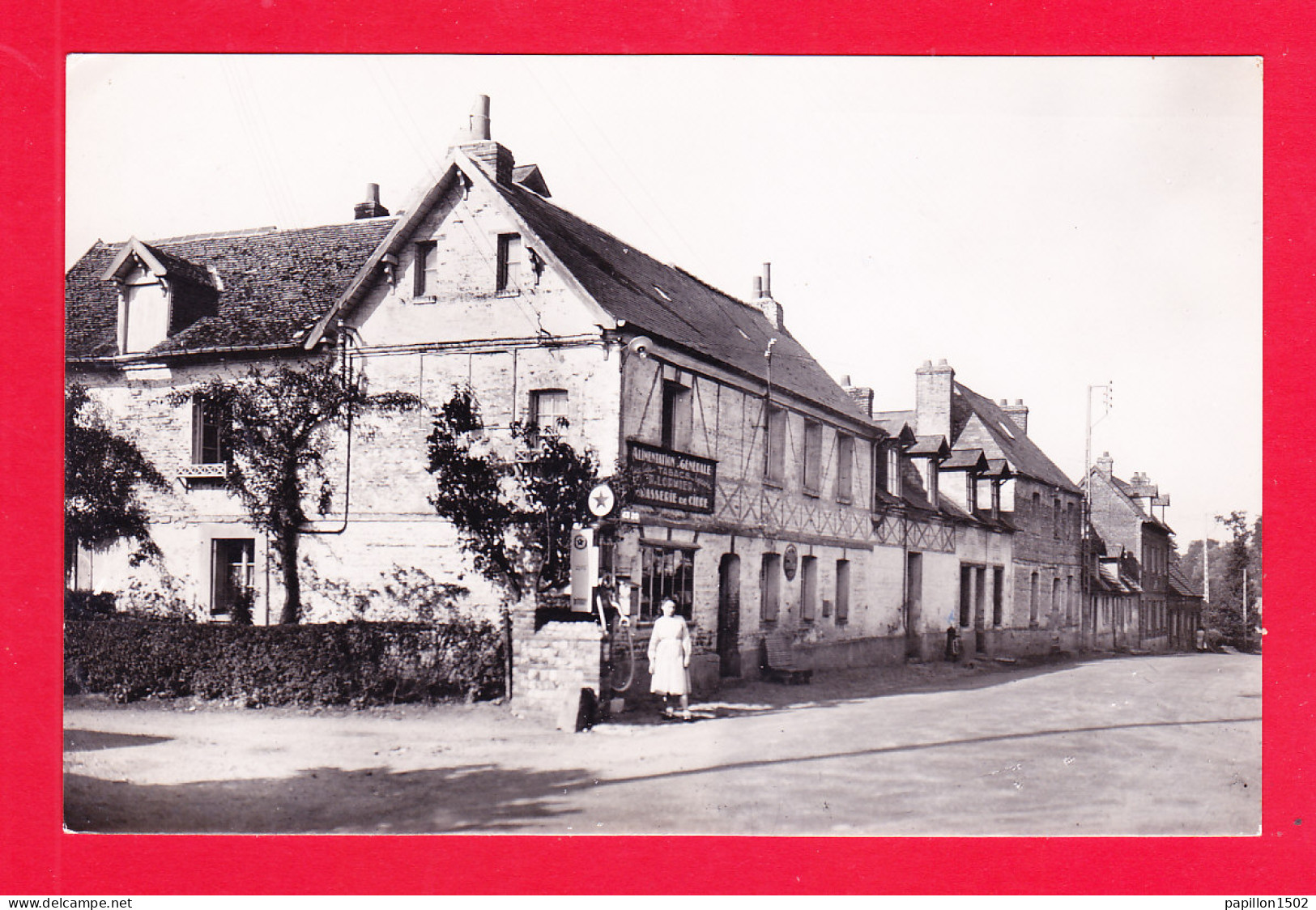 F-76-Hautot Sur Mer-04A108  Le Centre Du Pays, Brasserie, Tabac, Pompe à Essence, BE - Otros & Sin Clasificación