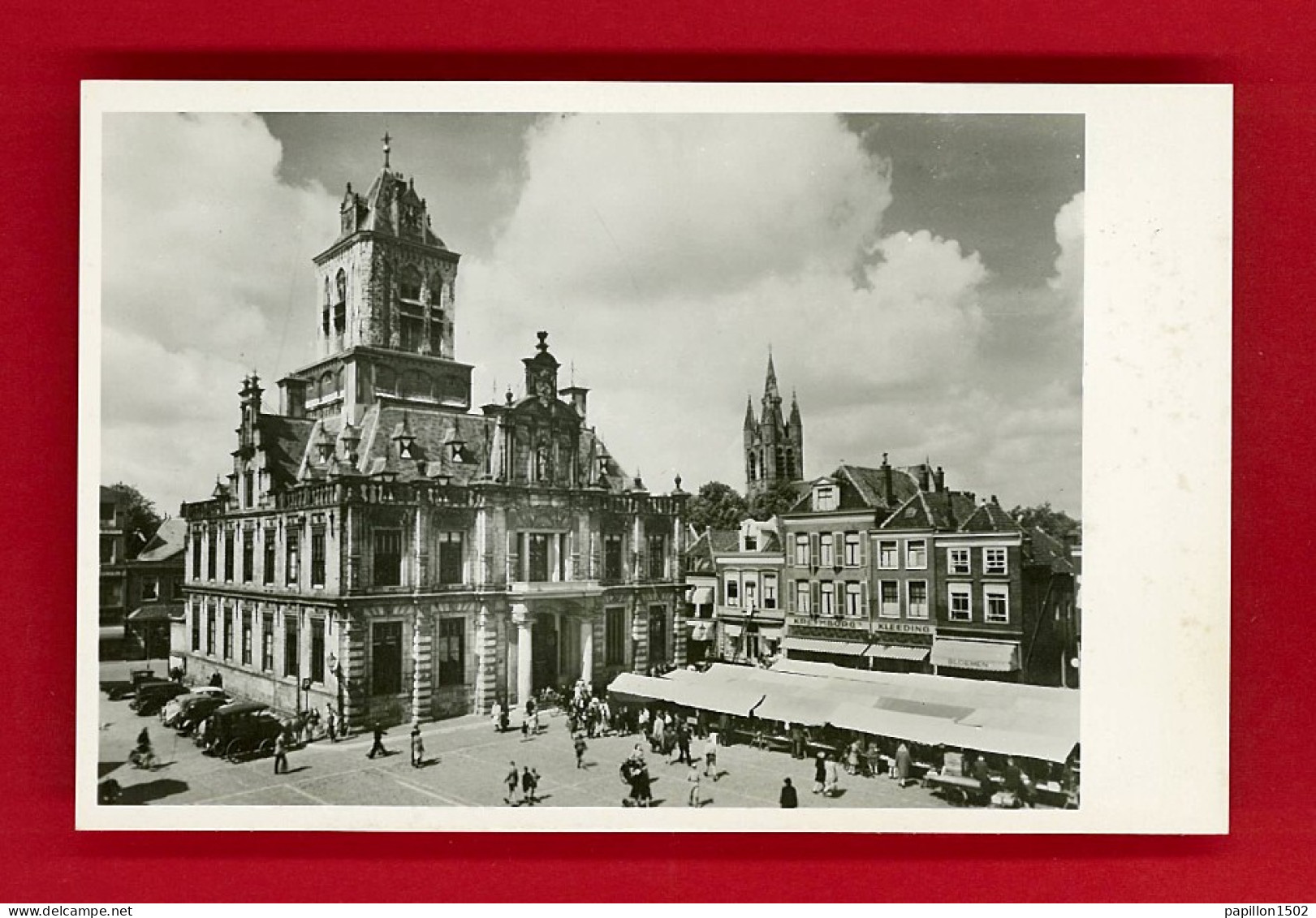 E-Pays Bas-59P3  DELFT, Stadhuis, Animation, Vieilles Voitures, Type Photo BE - Delft