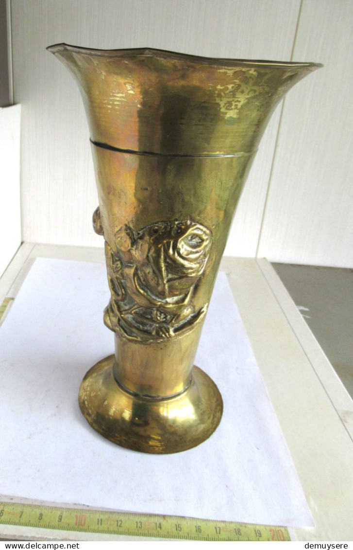 0404 26 - Lade 300-  KOPEREN VAAS - VASE EN CUIVRE - 22 CM - 335 GRAM - Kupfer