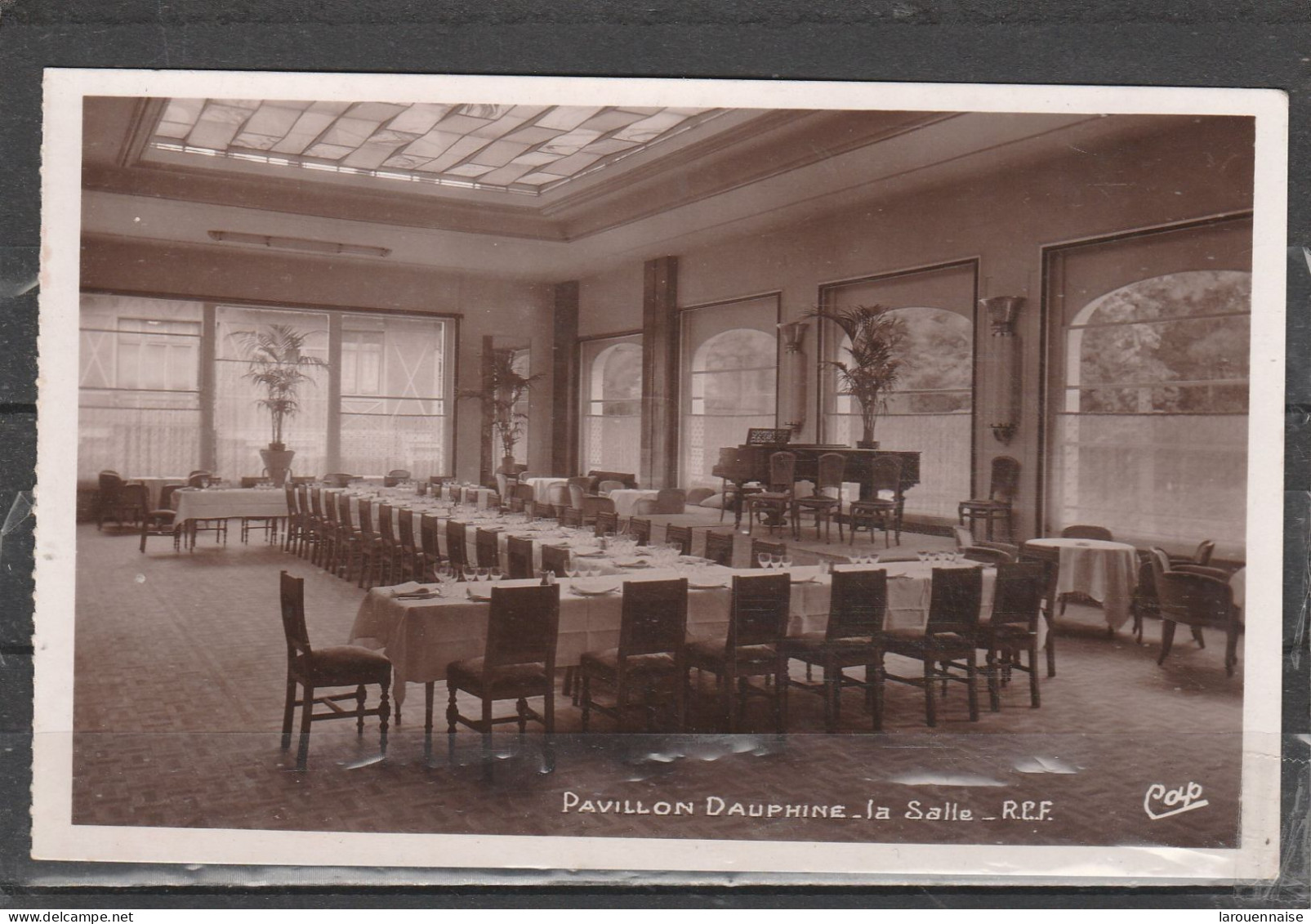 75016 - PARIS - Pavillon Dauphine - La Salle - R.C.F. - Cafés, Hoteles, Restaurantes