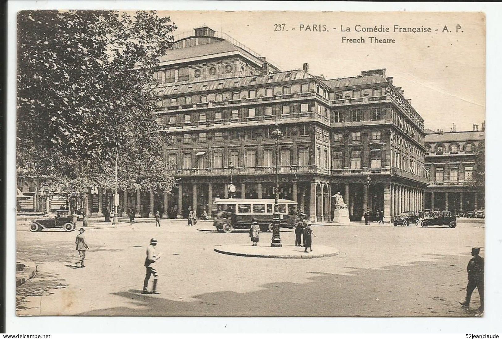 Paris La Comédie Française Assez Rare   1920-30    N° 237   Très Animé Tacots Bus - Arrondissement: 01