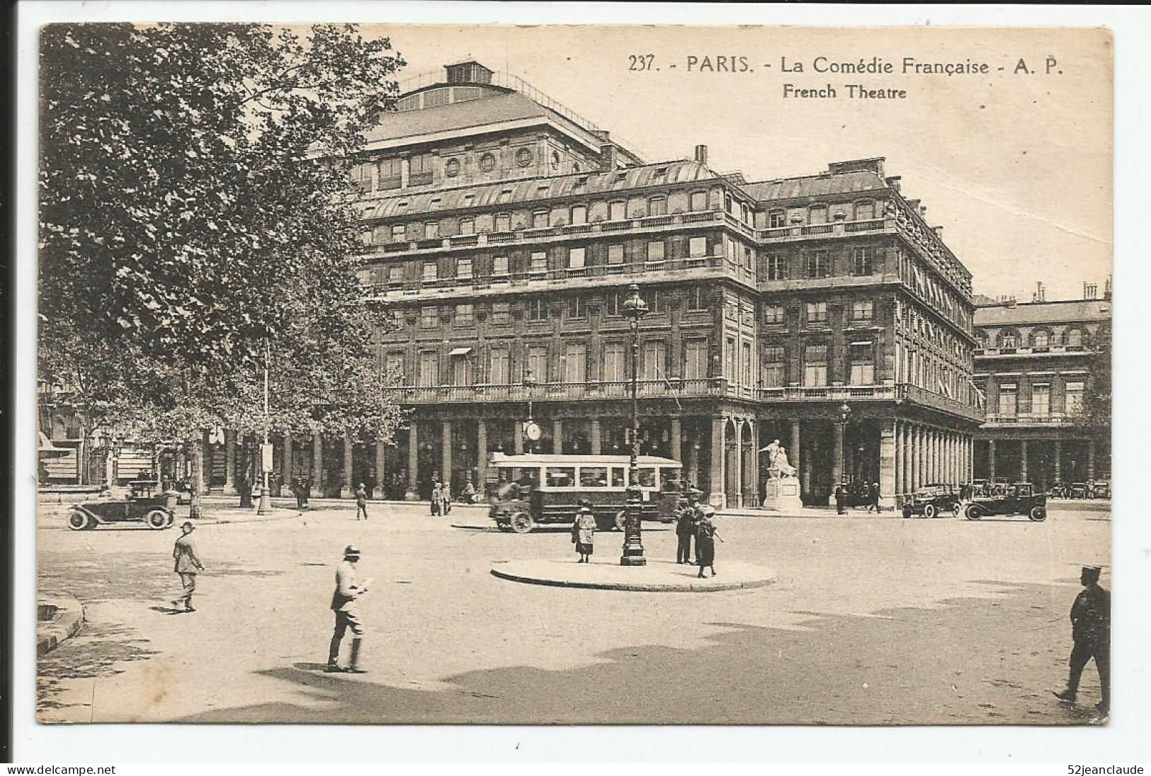 Paris La Comédie Française Assez Rare   1920-30    N° 237   Très Animé Tacots Bus - Distretto: 01