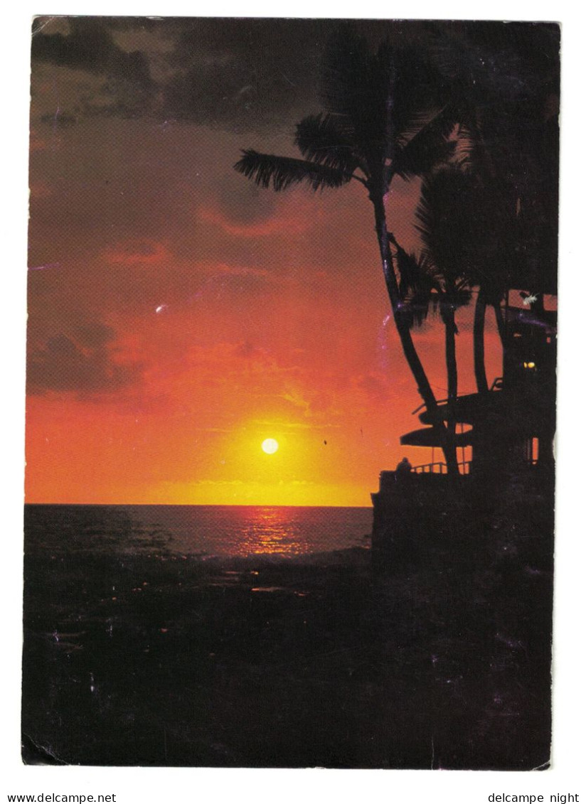 Jameson's By The Sea - Couchers De Soleil / Beautiful Sunsets Overlooking Magic Sands Beach, Hawaii - Big Island Of Hawaii