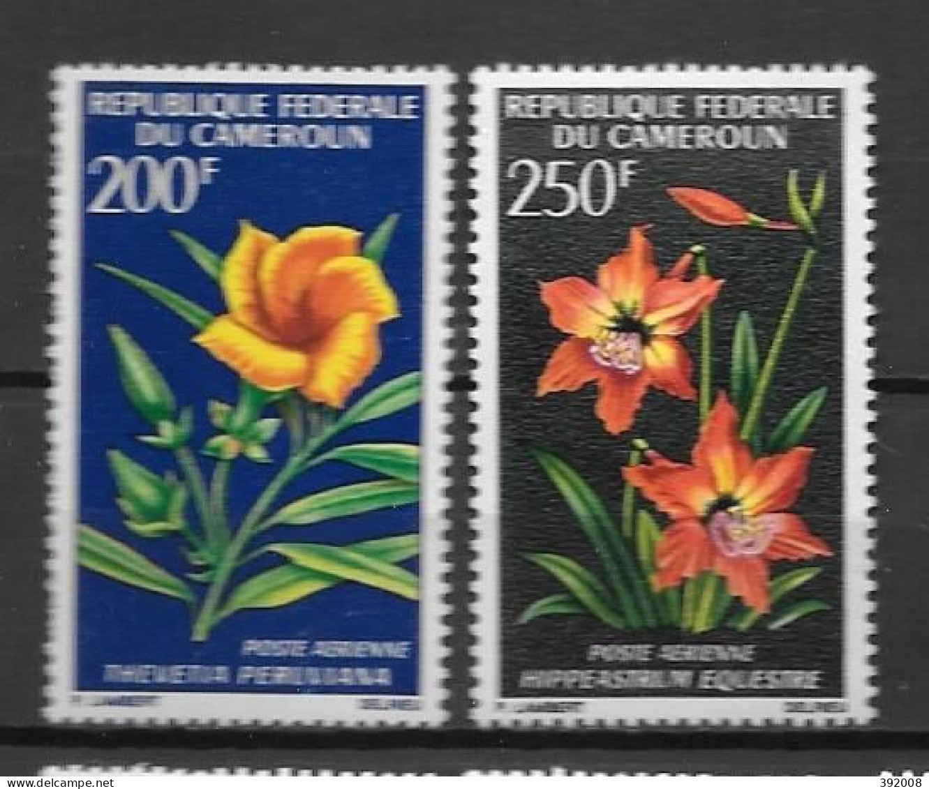 PA - 1967 - N° 99 à 100**MNH - Fleurs - Kamerun (1960-...)