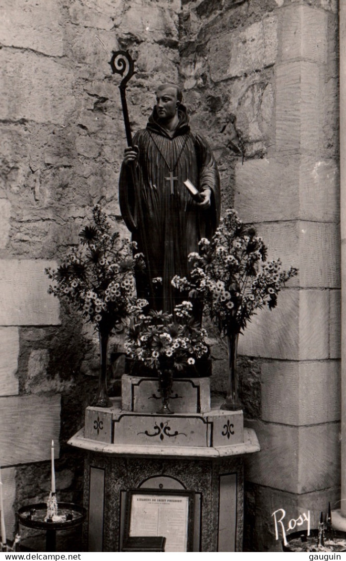 CPM - St PHILBERT-de-GRAND-LIEU - Statue De St Philbert Intérieur De L'église Romane ... Edition F.Chapeau (format 9x14) - Saint-Philbert-de-Grand-Lieu