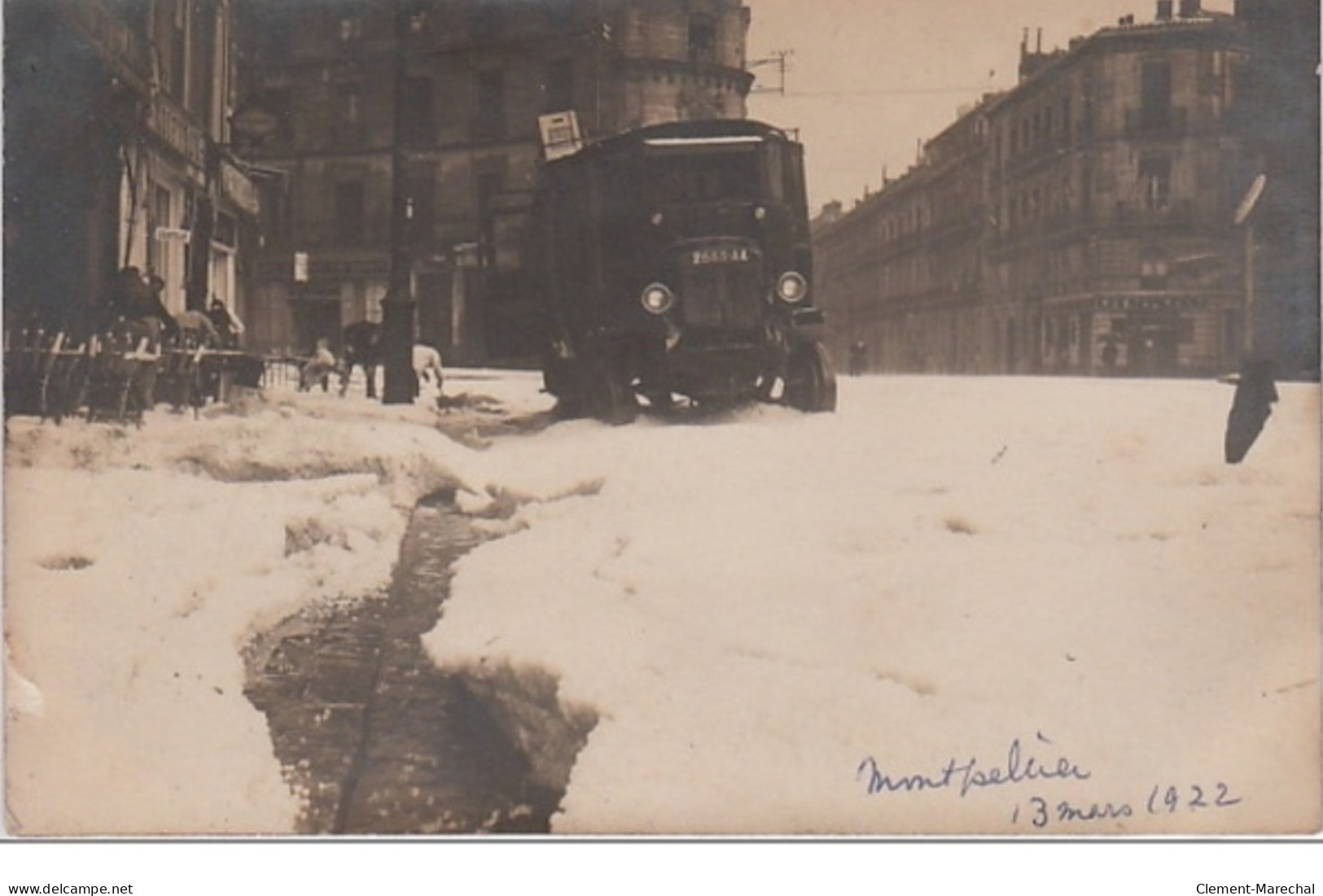 MONTPELLIER : Carte Photo D'un Autobus Après Une Pluie De Grêle En 1922 - Très Bon état - Other & Unclassified