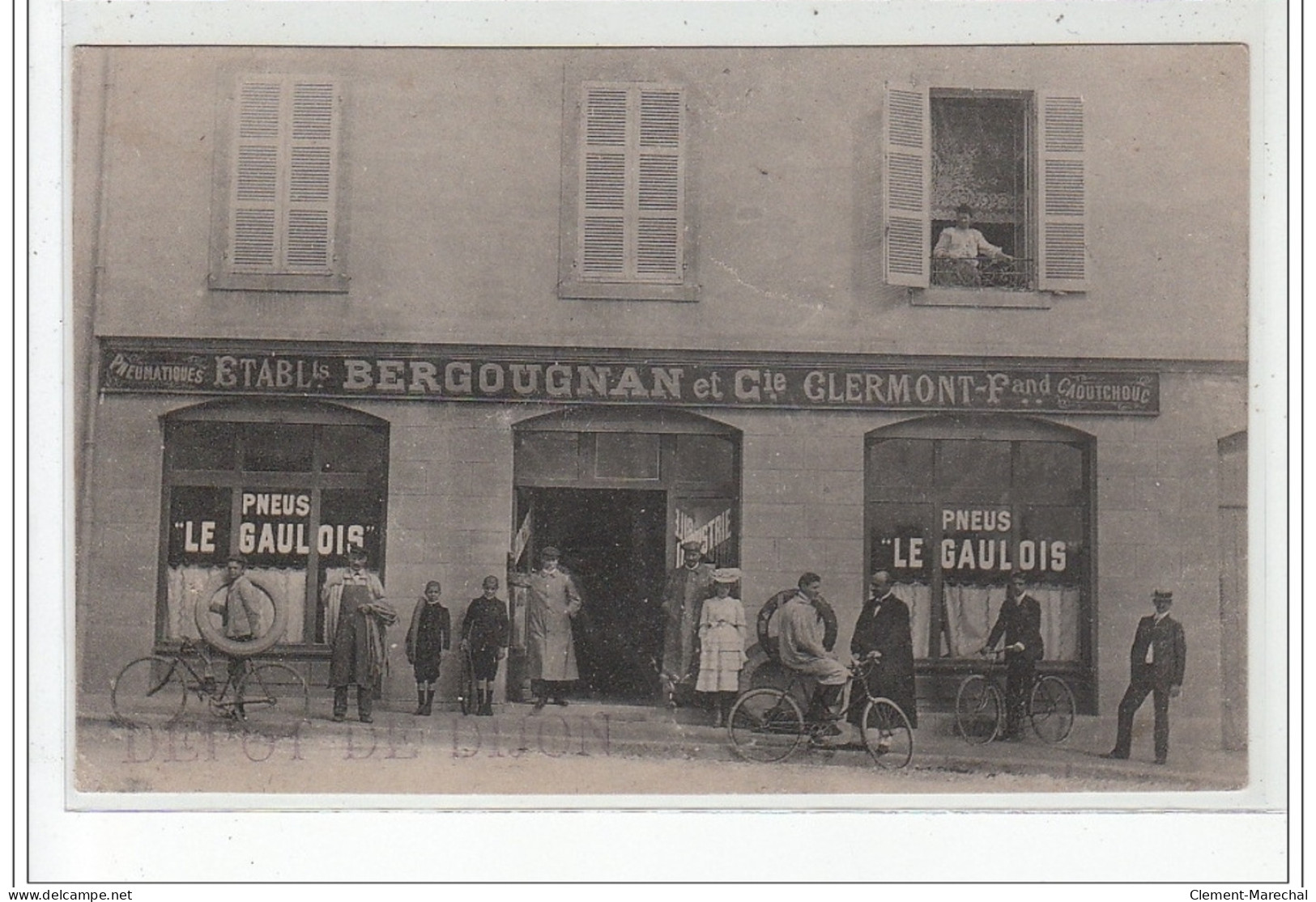 DIJON : Magasin De Pneumatiques Bergougnan - Très Bon état - Dijon