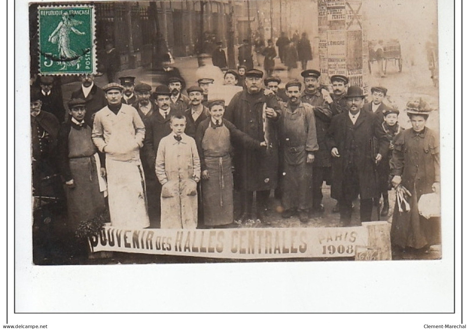 PARIS 1er : Carte Photo """"souvenir Des Halles"""" - Bon état (une Tache Au Dos) - District 01