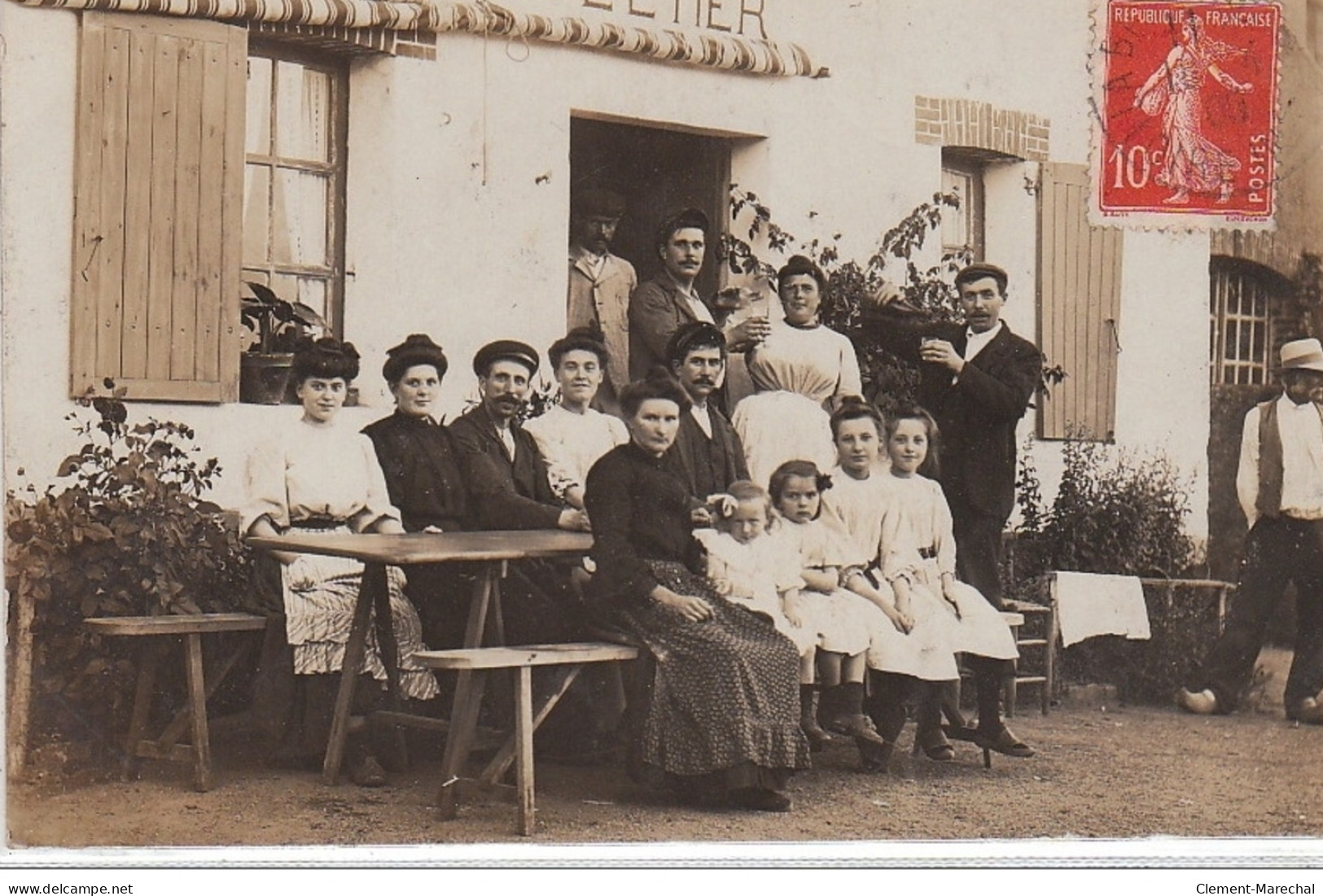 LA BAULE : Carte Photo D'une Terrasse De Café - Très Bon état - Sonstige & Ohne Zuordnung