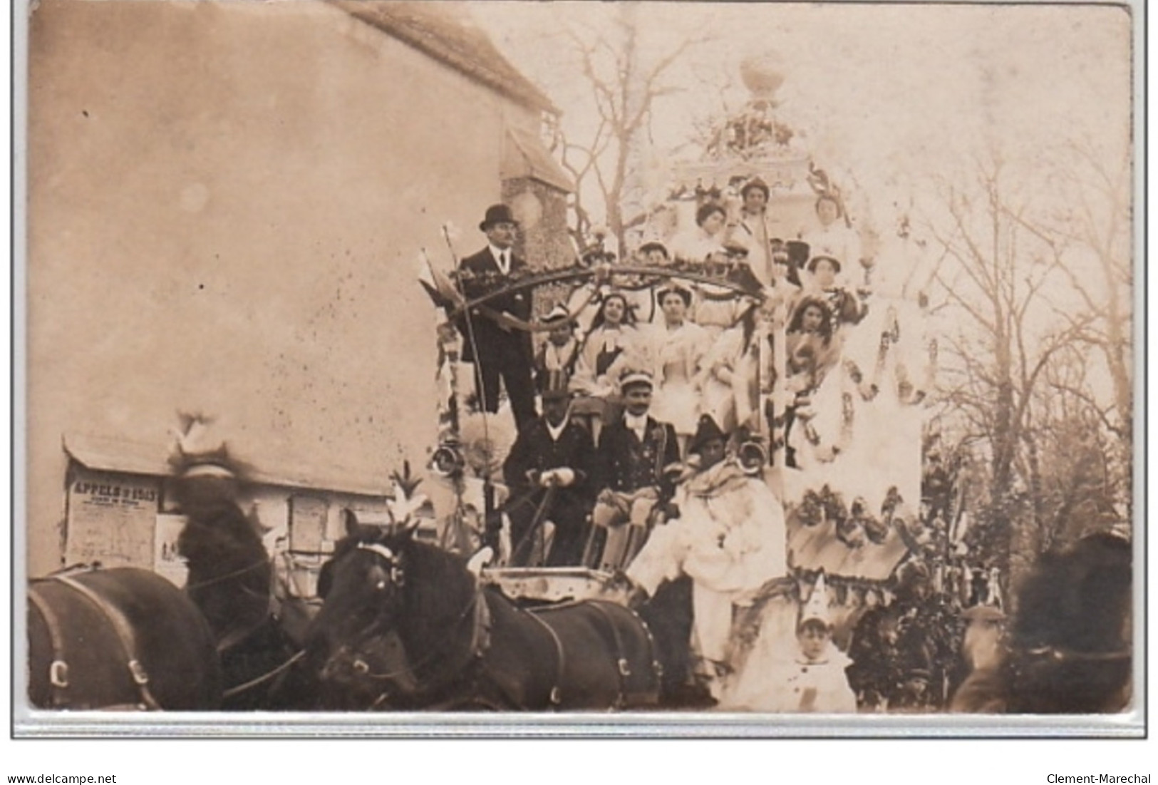 RAMBOUILLET : CARTE PHOTO - Fête Du Muguet (photographe Ternard-Duhamel à Pontchartrain) - Très Bon état - Rambouillet