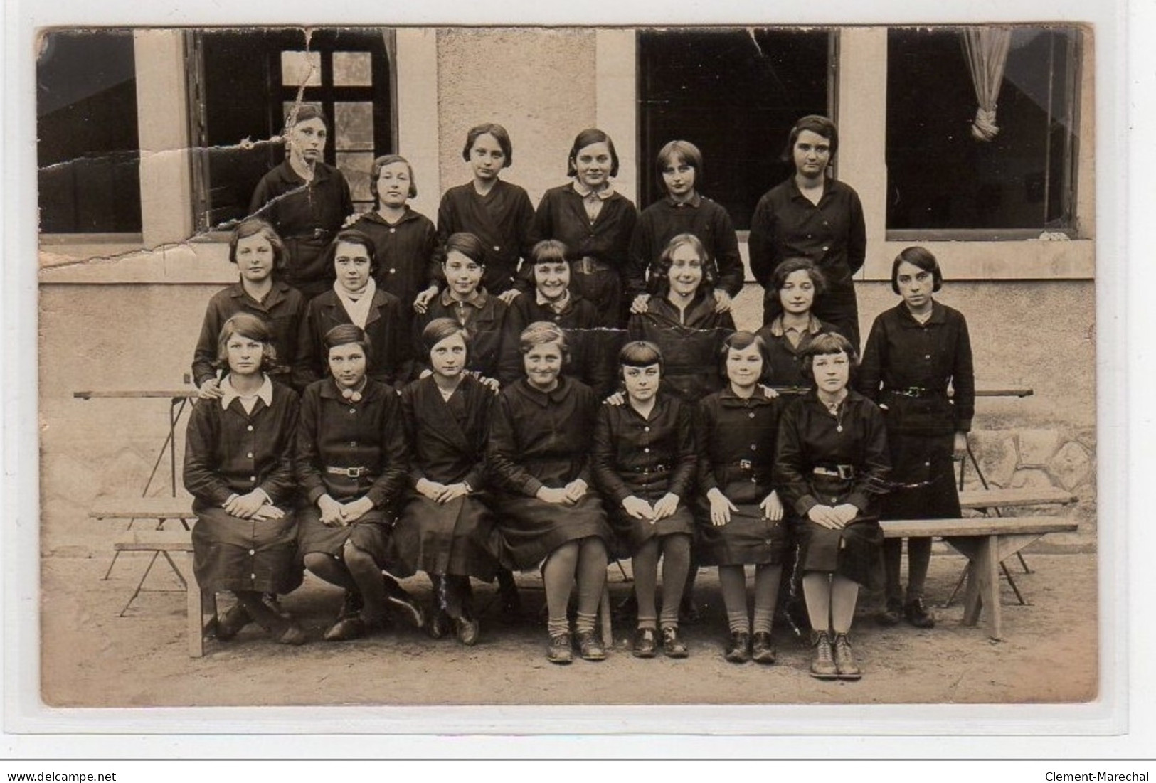 CHATEAUMEILLANT : Carte Photo D'une Classe D'école - état (plis Et Déchirure) - Châteaumeillant