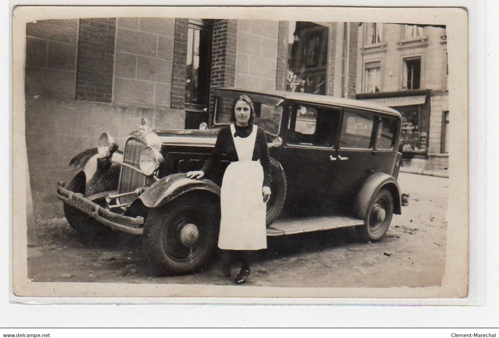 MONTLUCON : Carte Photo D'une Automobile - Très Bon état - Montlucon