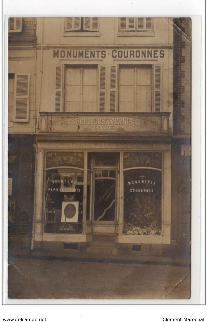 SAINT ROMAIN DE COLBOSC : Carte Photo De La Droguerie E.Hauchecorne (papiers Peints) Couleurs Et  Vernis - Bon état (pli - Saint Romain De Colbosc