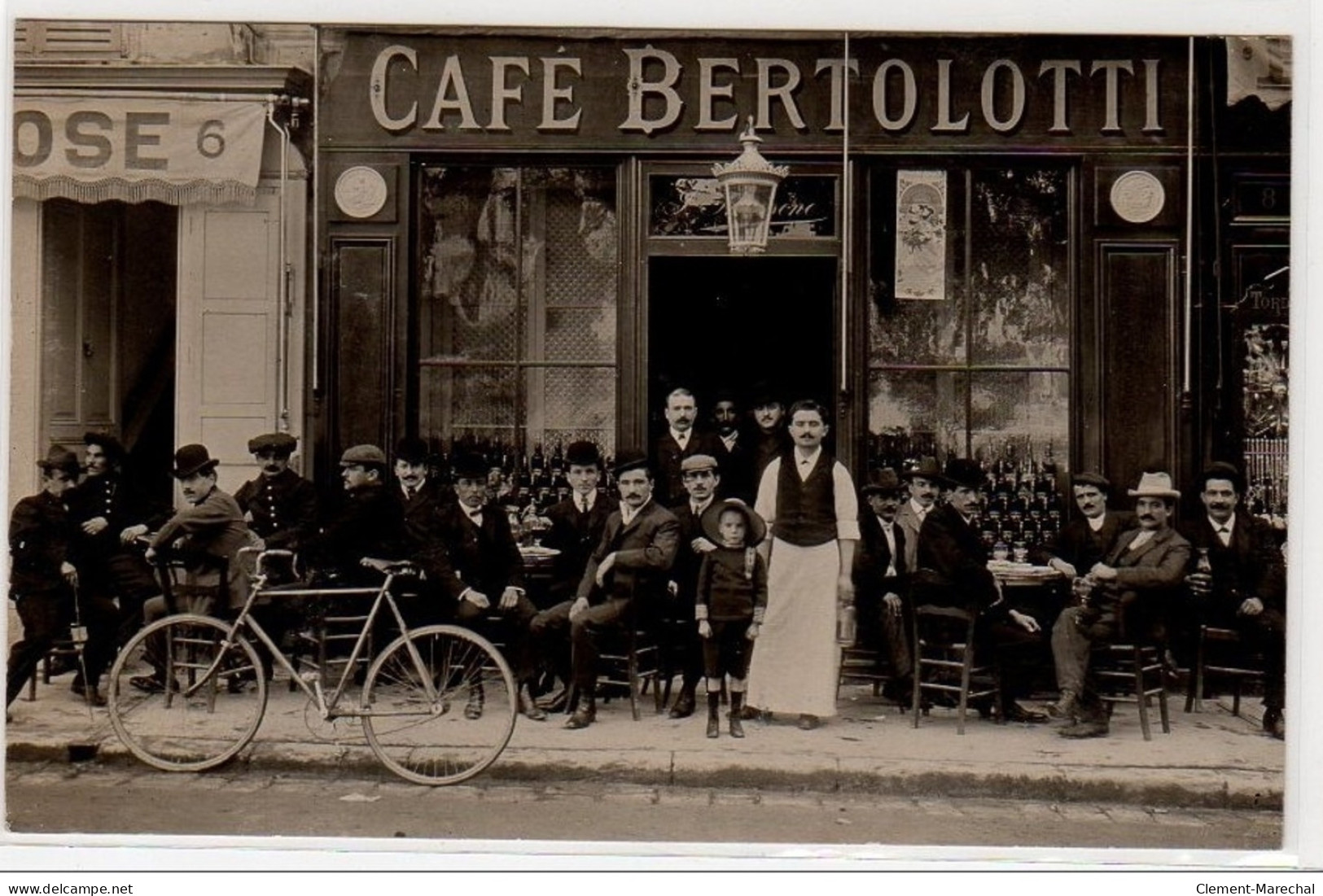 NICE : Carte Photo Du Café BERTOLOTTI Vers 1910 - Très Bon état - Cafés, Hoteles, Restaurantes