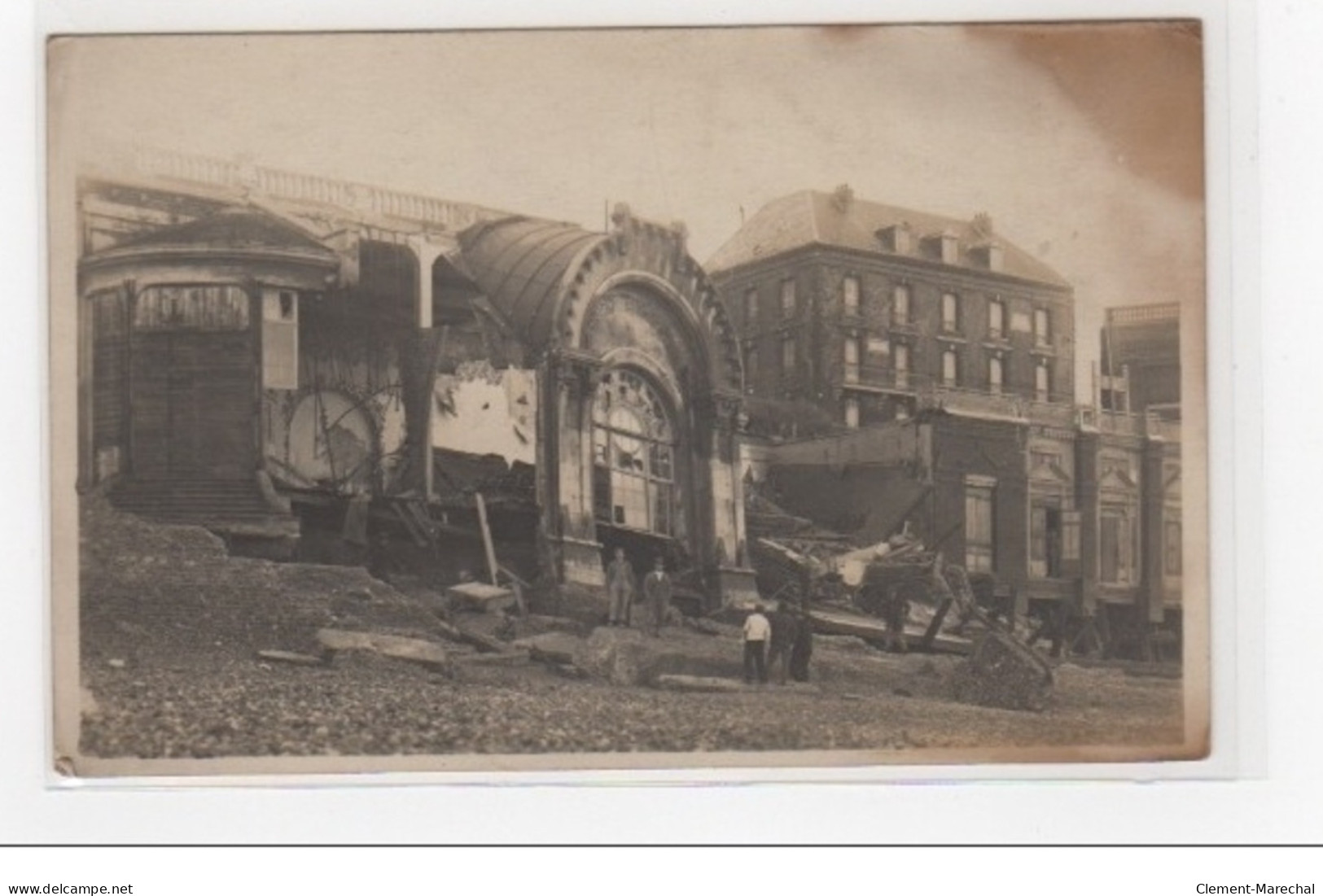 AULT ONIVAL : Carte Photo De La Destruction Par Les Vagues Du Casino En 1926  - Très Bon état - Ault