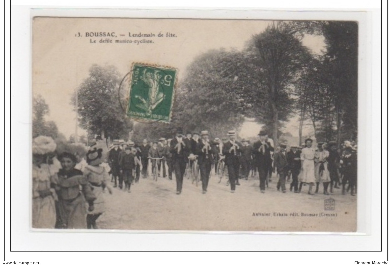 BOUSSAC : Lendemain De Fête - Le Défilé Nusico-cycliste - Très Bon état - Boussac