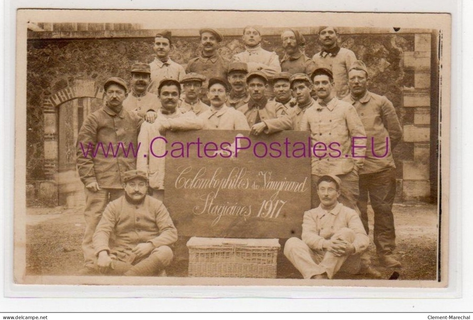 PARIS : Carte Photo Des Colombophiles De Vaugirard (section 1917 - Militaires) - Très Bon état - Arrondissement: 15