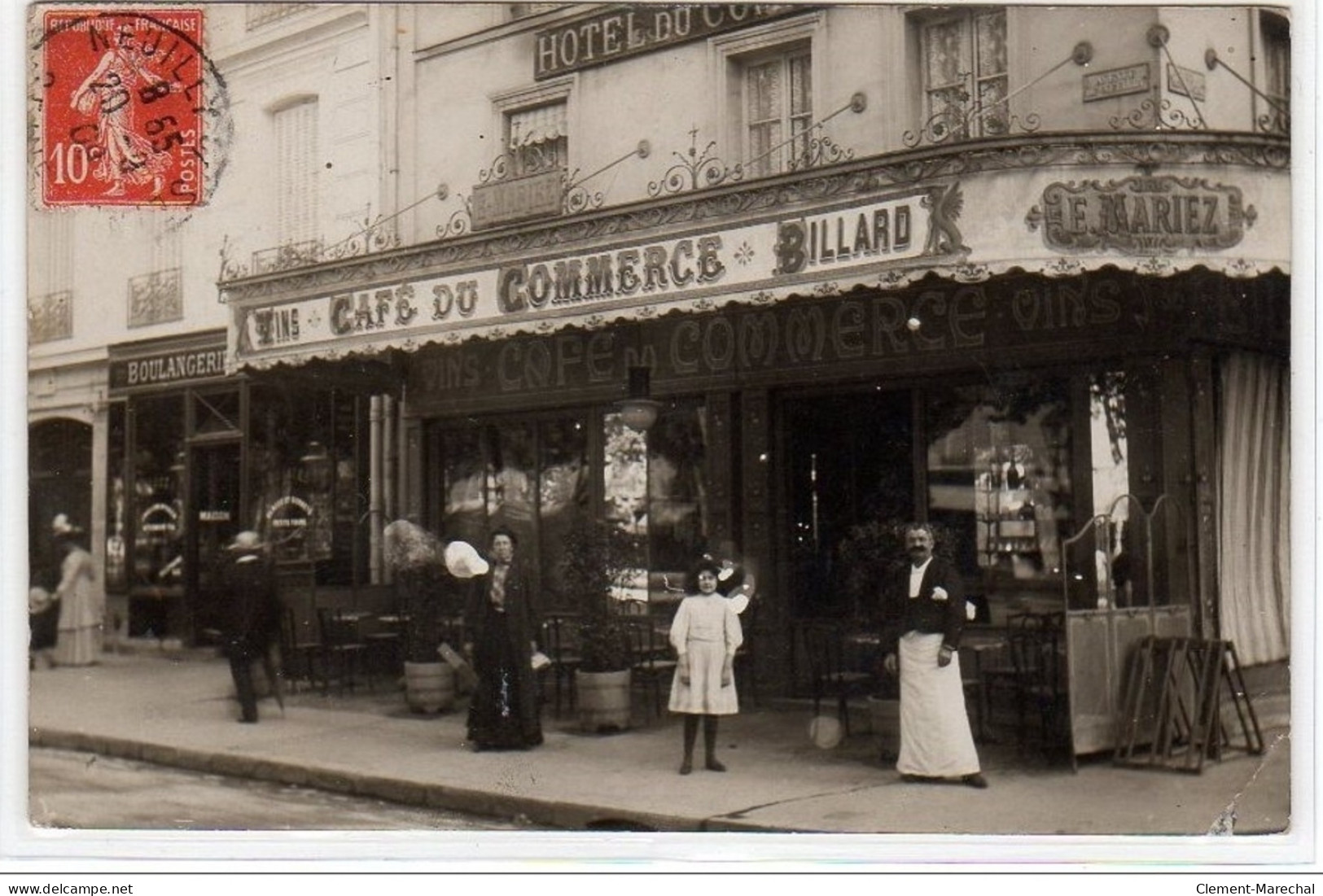 NEUILLY SUR SEINE : Carte Photo Du Café Du Commerce Vers 1910 - Très Bon état - Neuilly Sur Seine