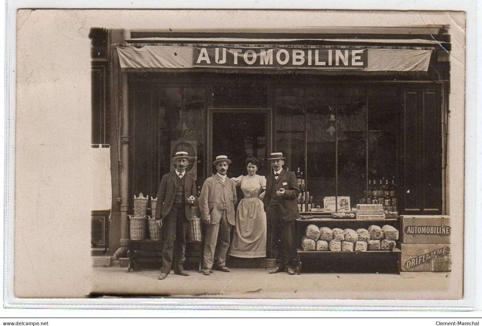 LEVALLOIS PERRET : Carte Photo D'une épicerie Vers 1910 - Bon état (un Léger Coin Plié) - Levallois Perret